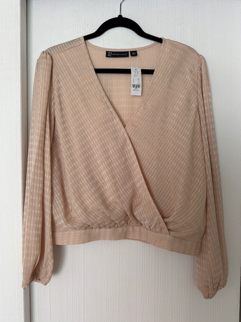 New York & Company Blush Pink Wrap Top – Size Medium – New With Tags